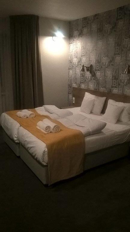 לינה וארוחת בוקר ורשה Marcopolo House מראה חיצוני תמונה