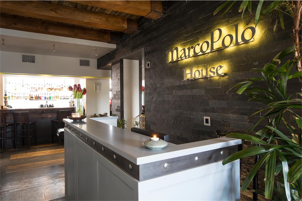 לינה וארוחת בוקר ורשה Marcopolo House מראה חיצוני תמונה